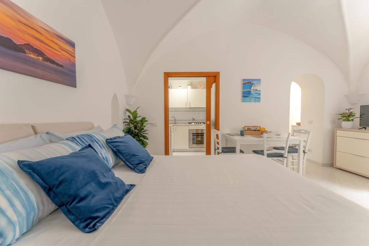 Suite Posterus 5 Капри Экстерьер фото